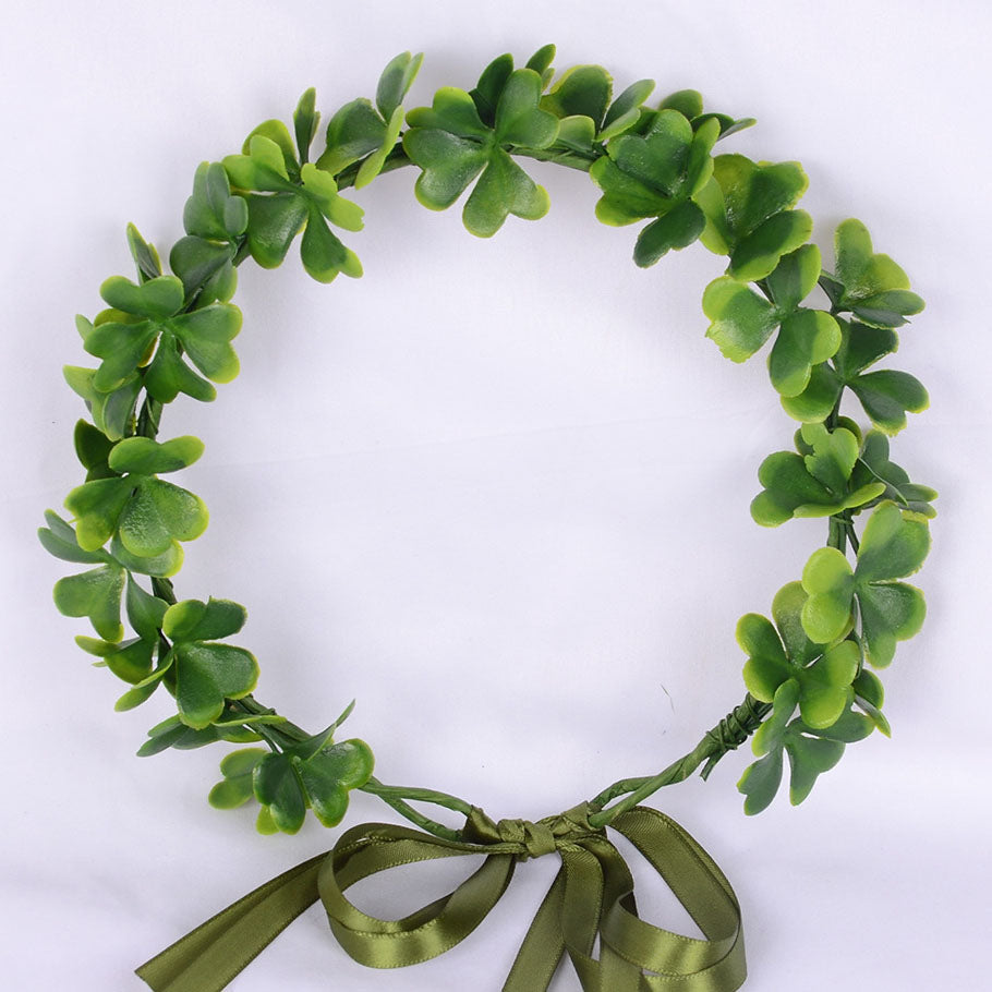 Green Clover – Naturverbundener Blütenkranz