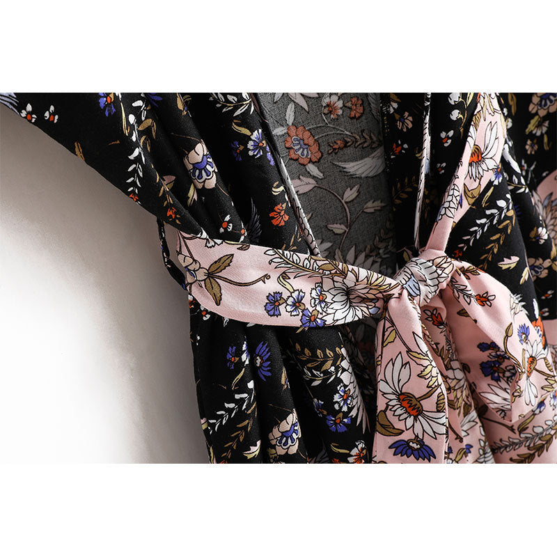 Midnight Crane: Kurzer Boho-Kimono aus Baumwoll-Mix mit edlem Kranich-Print