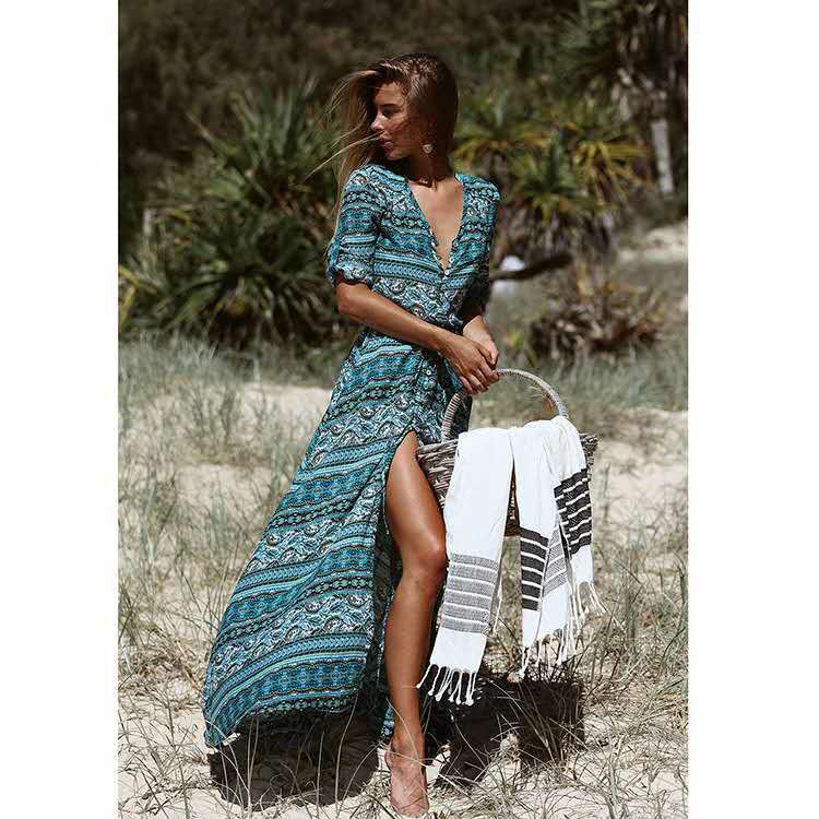 Urban Breeze – Verspieltes Boho-Kleid mit asymmetrischem Saum