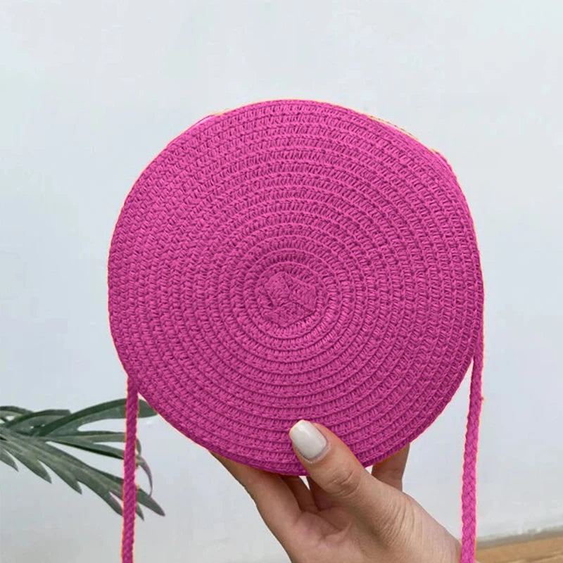 Sommer Woven Straw Crossbody Tasche für Frauen – Handgefertigte Runde Rattan Strandtasche, Kleine Schultertasche für Reisen