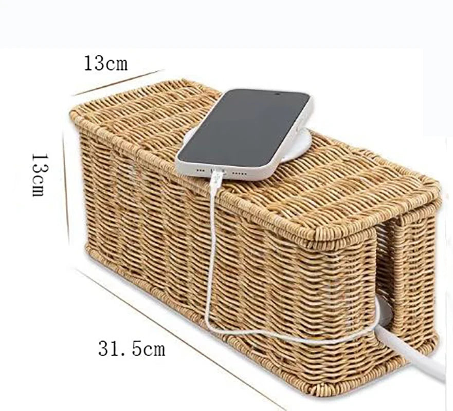 Skandinavischer Rustikaler Desktop Steckdosen-Organizer – Imitations-Rattan Aufbewahrungsbox für Kabel und Steckdosenleisten