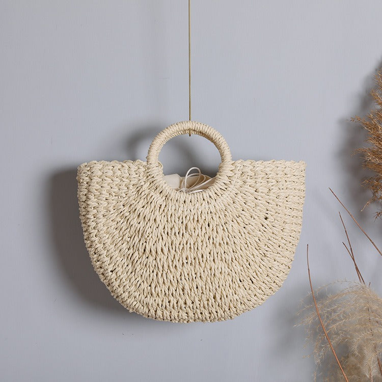 Soleil Round: Handgefertigte Boho-Strandtasche aus natürlichem Strohgeflecht