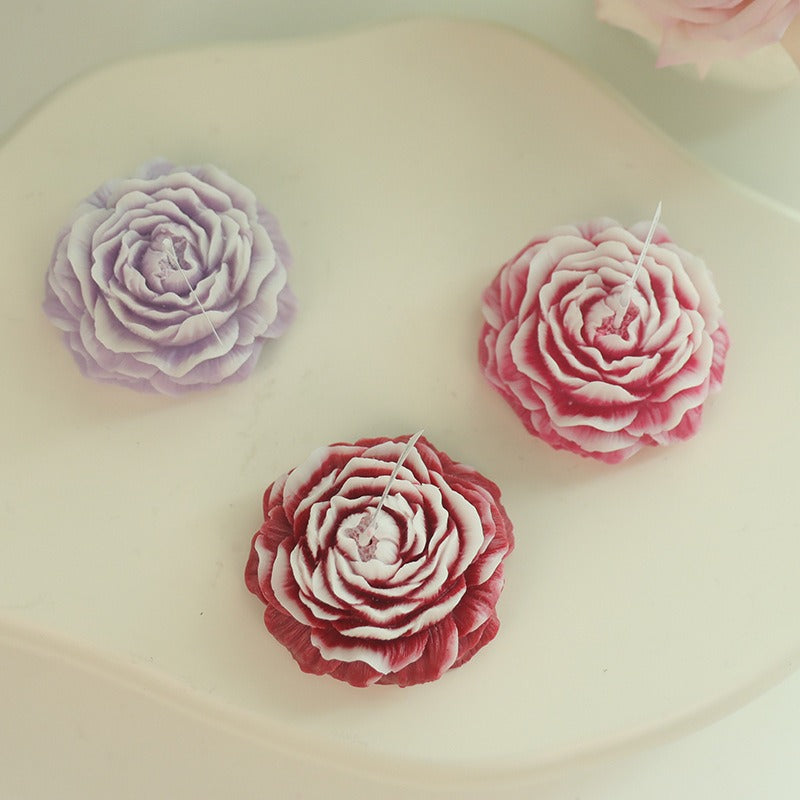 Peony Bloom – Handgefertigte Duftkerze in Pfingstrosenform