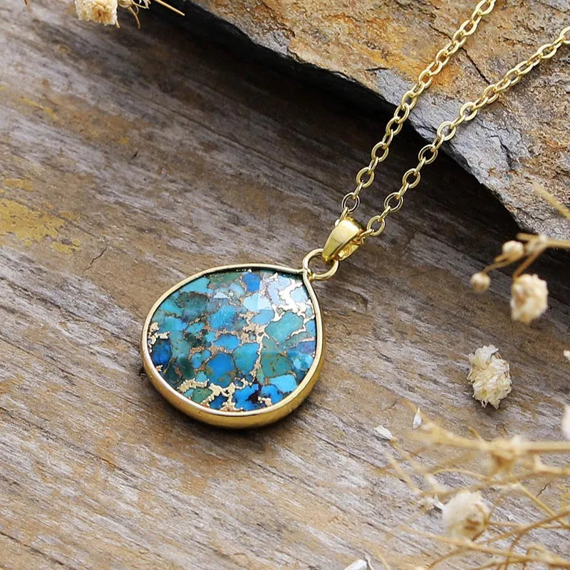 Azure Spirit – Türkis Mosaik-Halskette