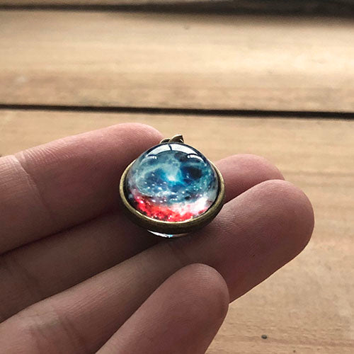 Luna Sphere – Filigrane Cabochon-Halskette