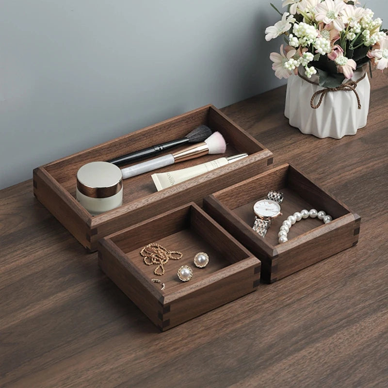 Walnut Sanctuary: Minimalistische Ablageschalen aus massivem Walnusholz