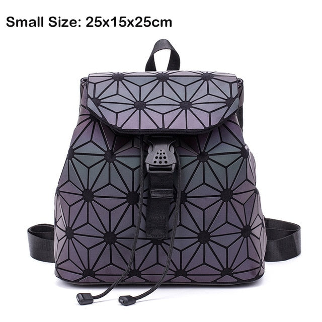 Prism Glow – Geometrischer Hologramm-Rucksack