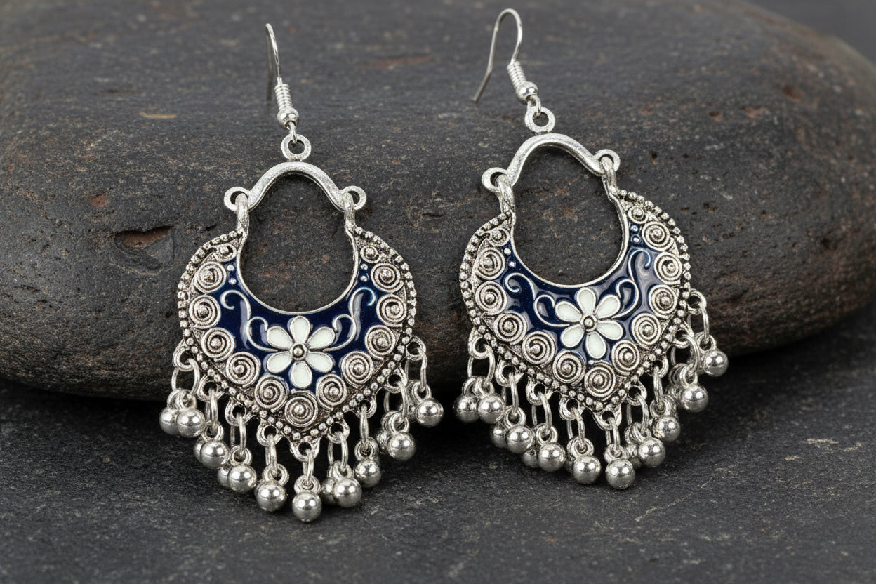 Vintage Ornament: Statement-Ohrringe mit filigraner Ornamentik
