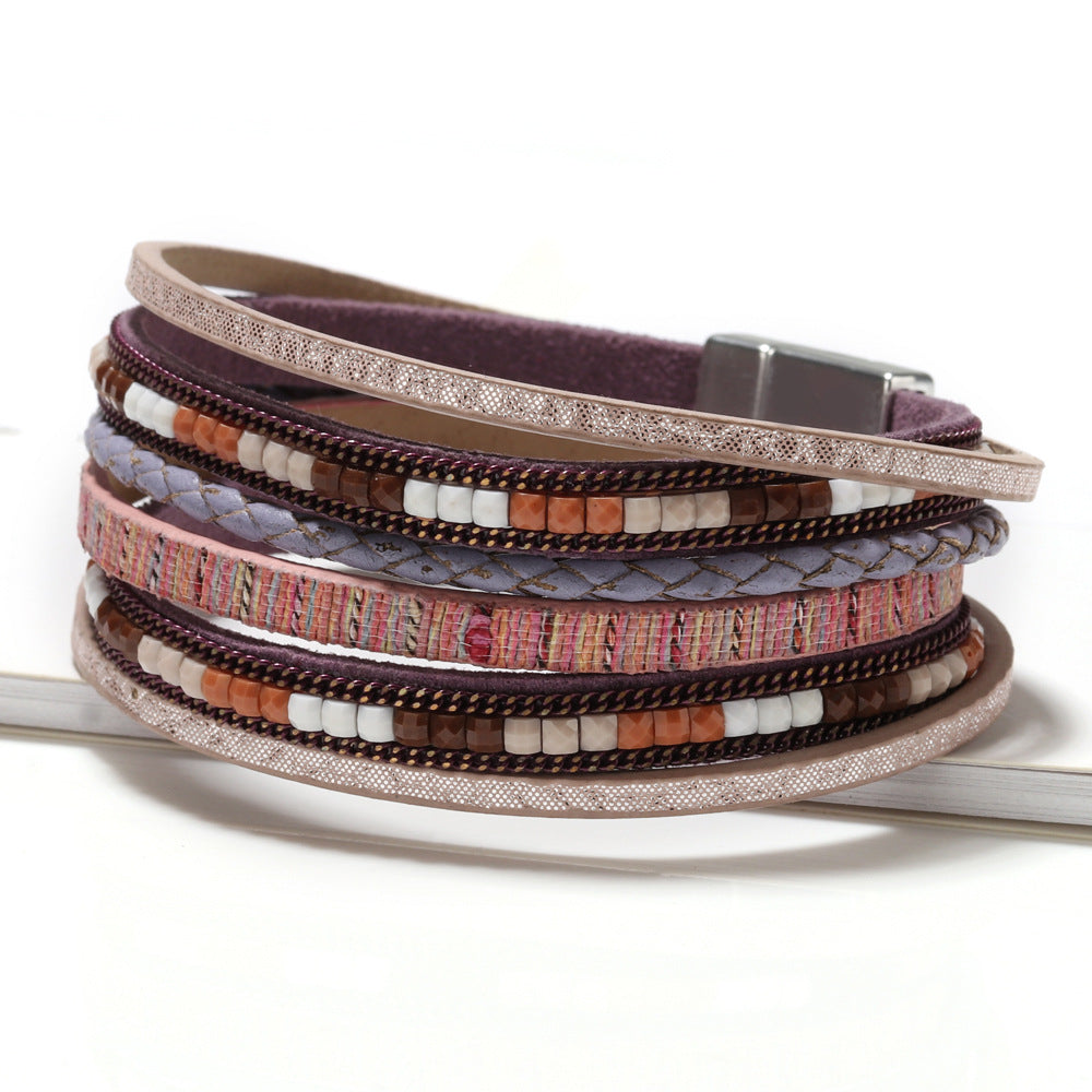Nomad Spirit: Mehrlagiges Boho-Armband mit Magnetverschluss