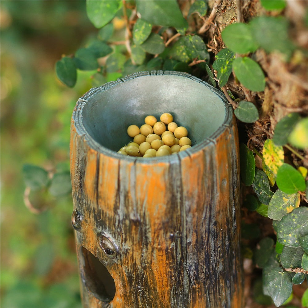 Wood Spirit – Rustikale Vogelfutterstation & Nest