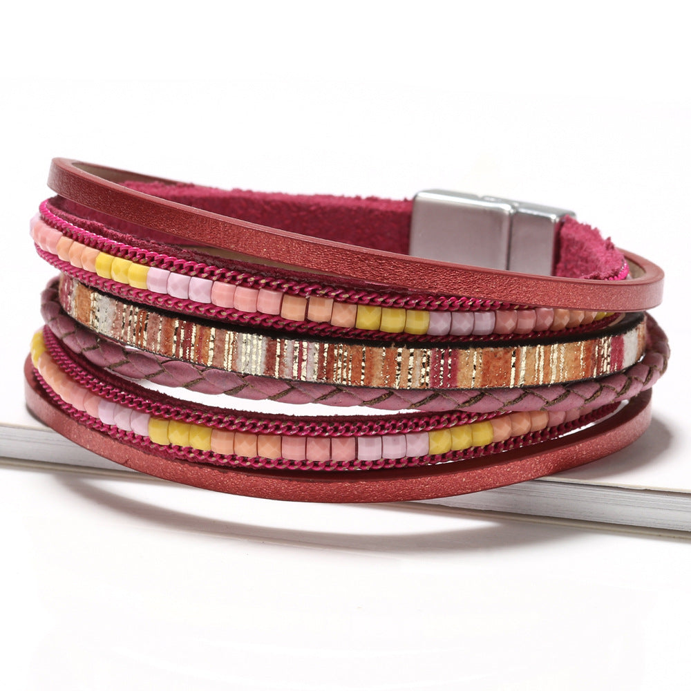 Nomad Spirit: Mehrlagiges Boho-Armband mit Magnetverschluss