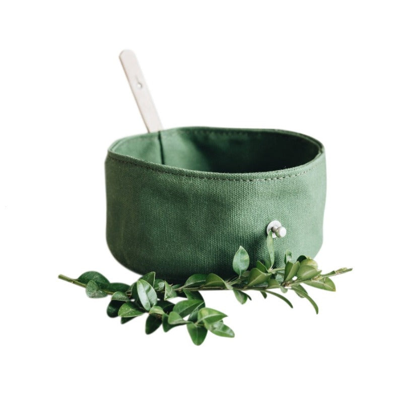 Nomad Bowl: Faltbarer Reise-Napf aus gewachstem Canvas