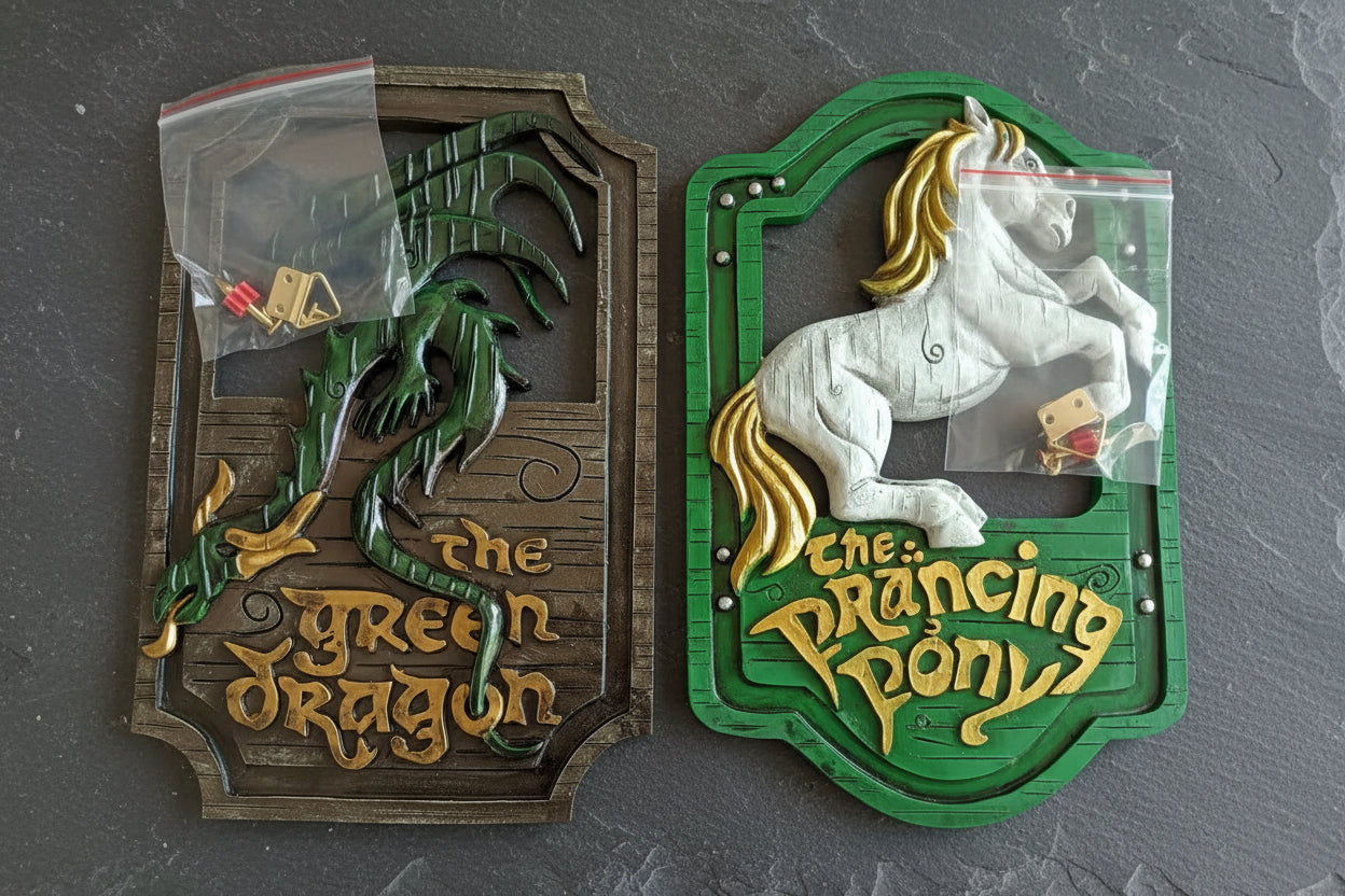 Fantasy Wandrelief "Mittelerde Spirit" – Drache & Pony Dekoration für Herr der Ringe Fans