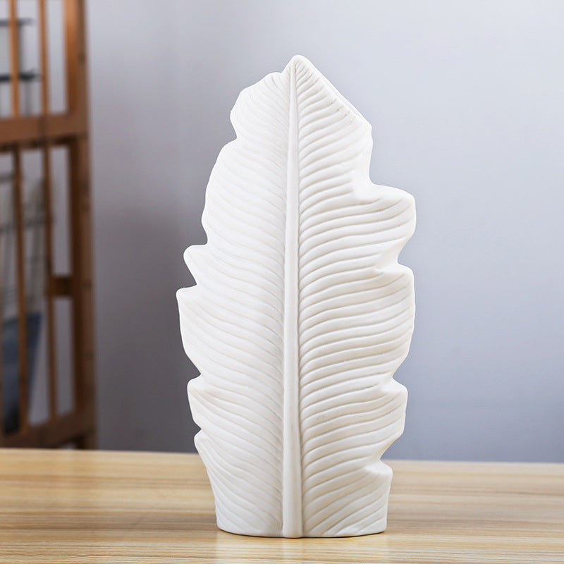 Wildflower Porcelain – Handveredelte Vase im organischen Design