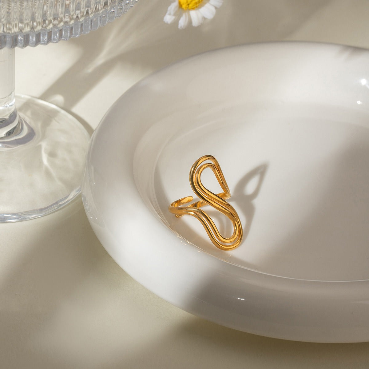 Boho Wickelring „Waves“ – Minimalistischer Statement-Ring in Wellen-Optik