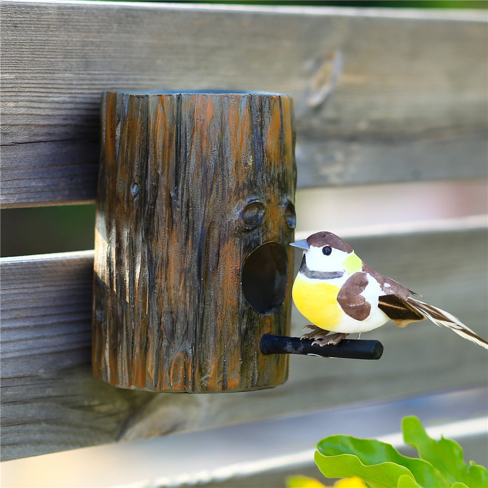 Wood Spirit – Rustikale Vogelfutterstation & Nest