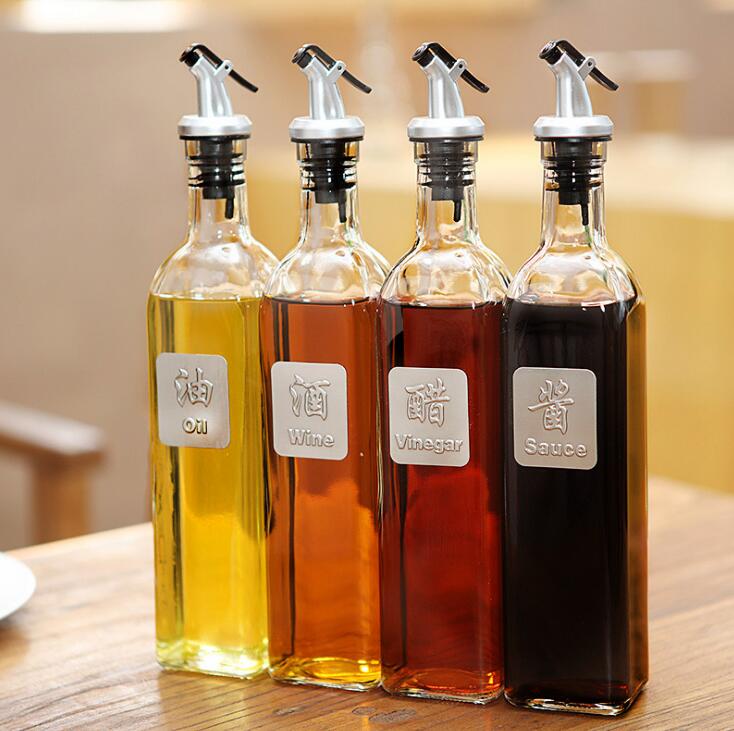 Pure Essence: Elegante Glasflasche für Öle & Essenzen im minimalistischen Look