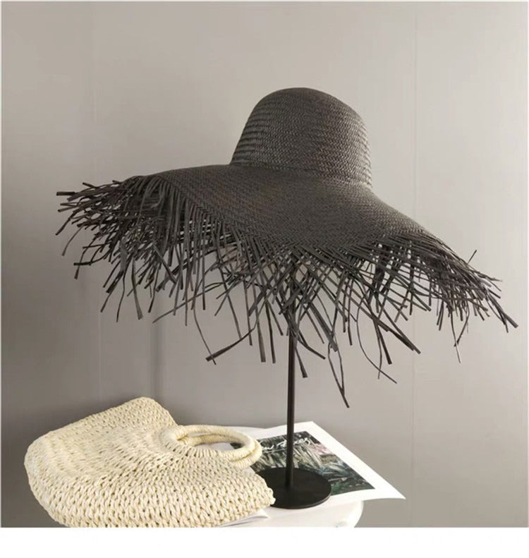 Designer Strohhut mit Fransen-Krempe – Handgewebter Sonnenhut für Strand & Urlaub (Ragged Style)