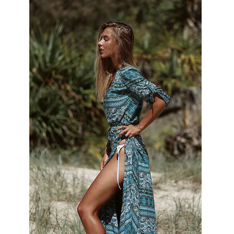 Urban Breeze – Verspieltes Boho-Kleid mit asymmetrischem Saum