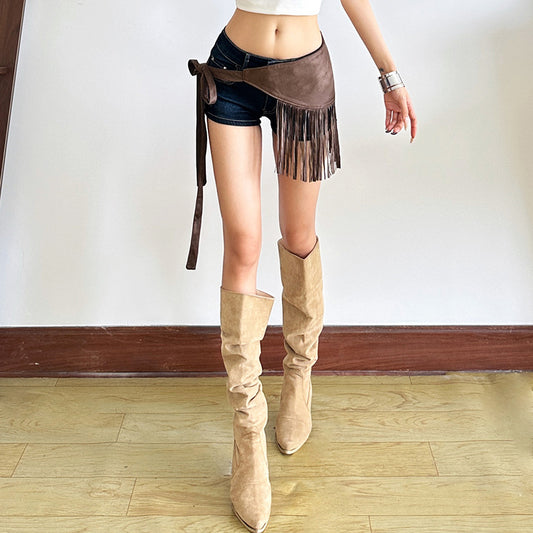 „Wild Willow“ – Rustikaler Fransen-Wickelgürtel in Suede-Optik