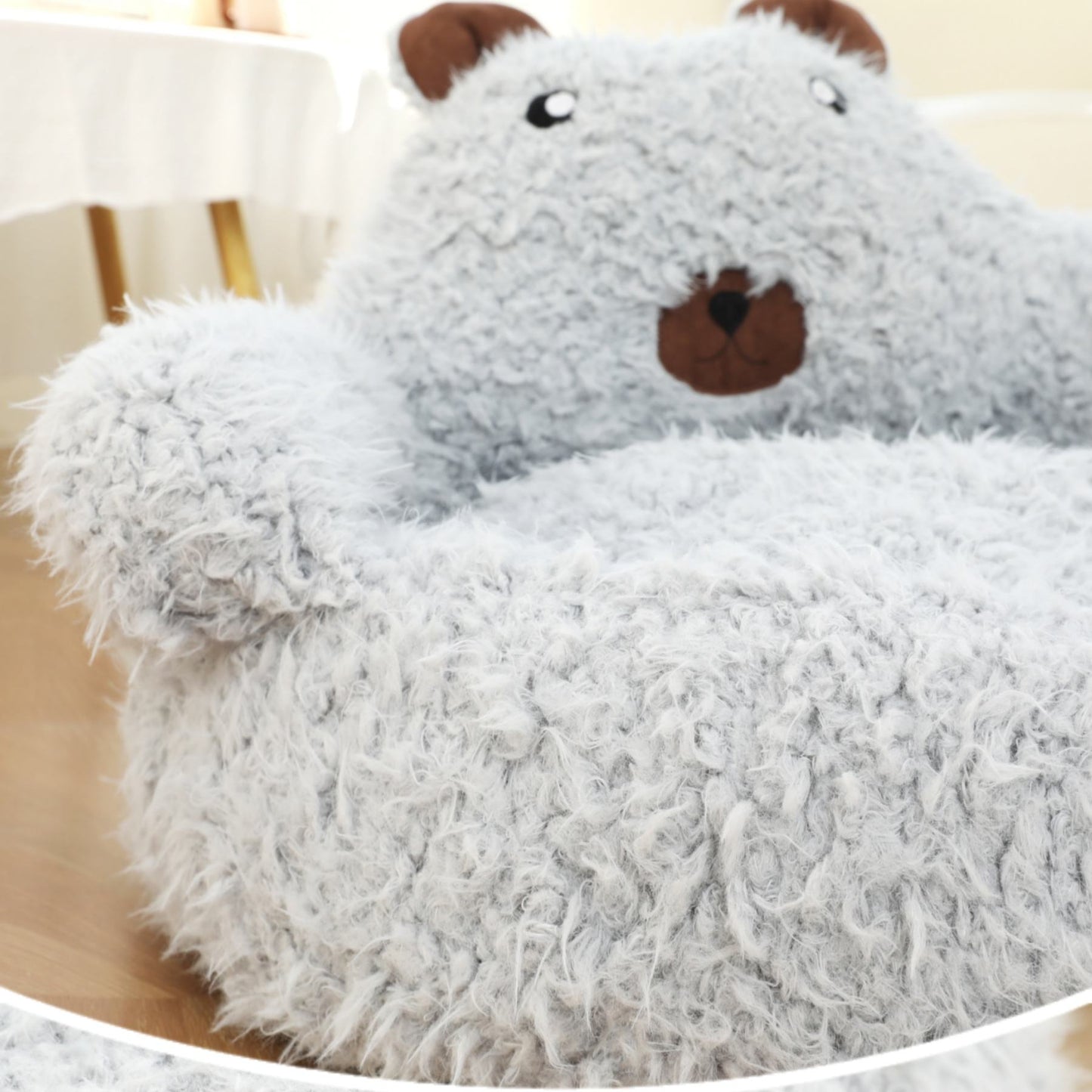 Alpaca Dreams: Flauschiges Kuschelnest im Alpaka-Look