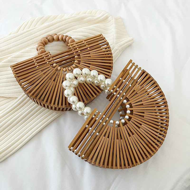 Sunkissed Circle – Handgewebte Stroh-Bag im Retro-Look