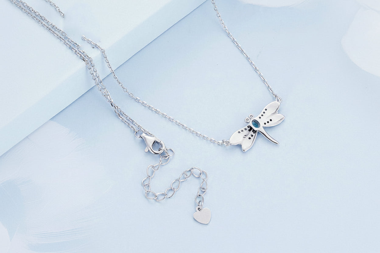 Dragonfly Dreams – Filigrane Libellen-Halskette (925er Silber)