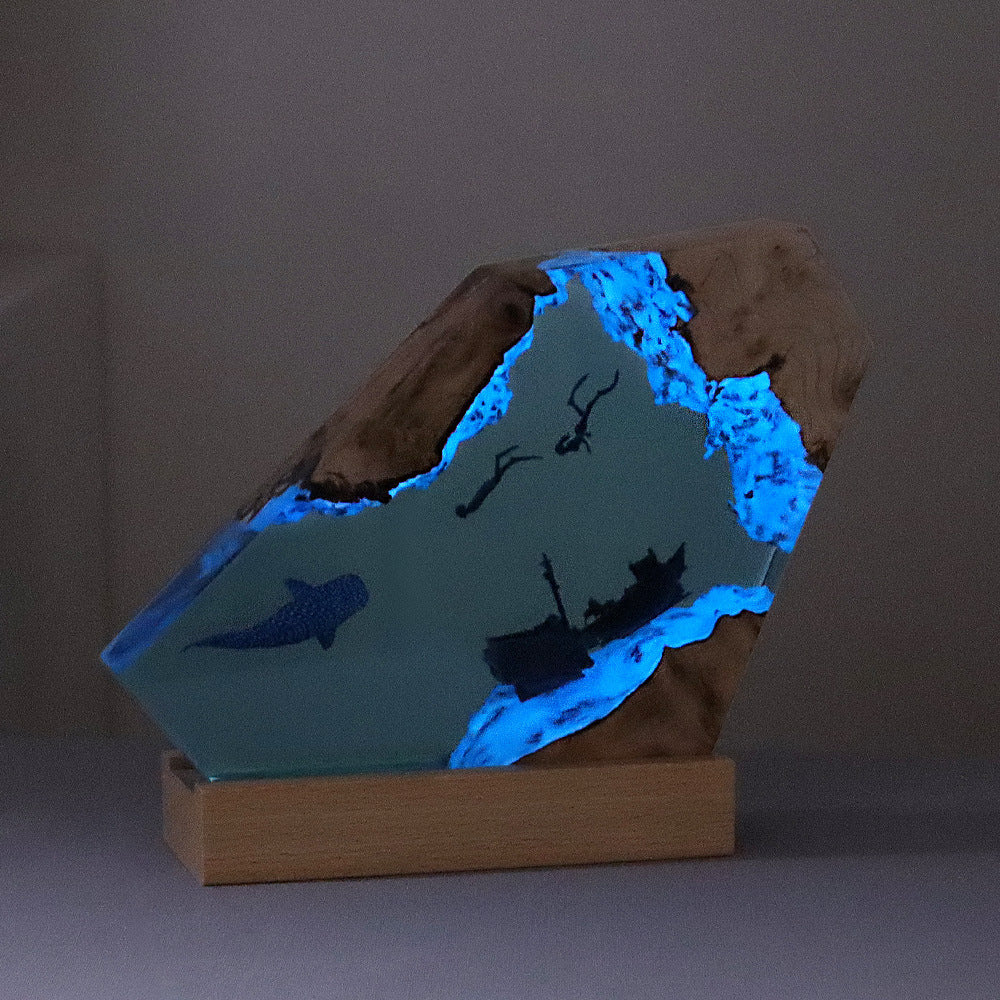Deep Blue Mystery – Die Ozean-Resin-Lampe