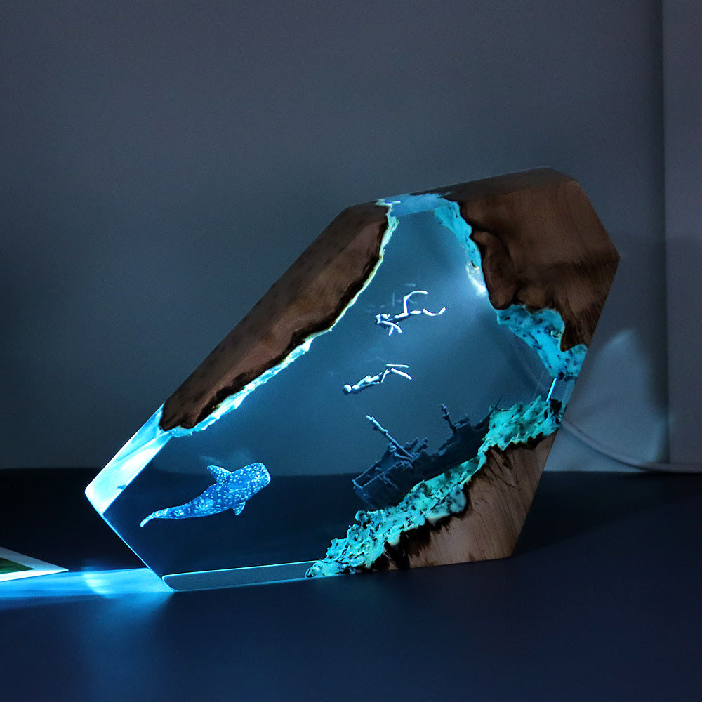 Deep Blue Mystery – Die Ozean-Resin-Lampe