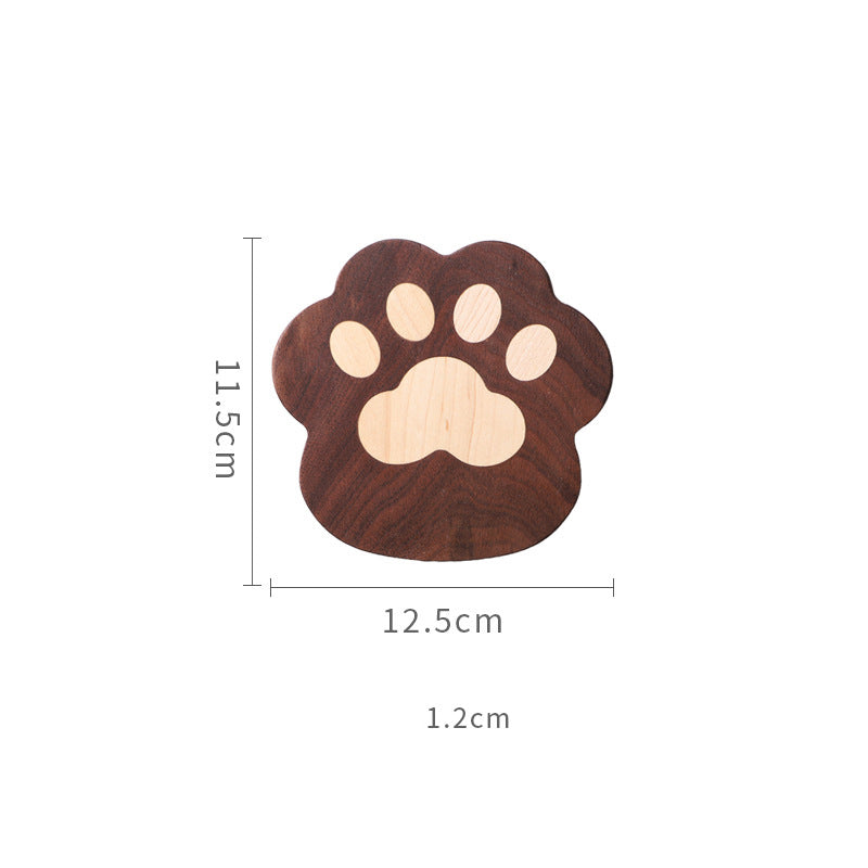 Pawprint Comfort: Handgefertigte Untersetzer aus edlem Massivholz