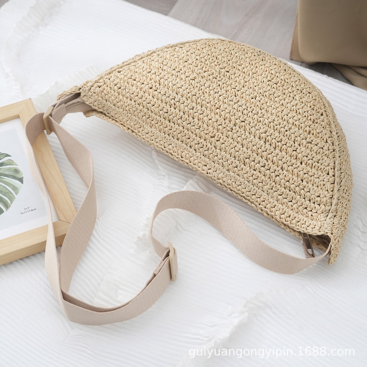 Handgewebte Dumpling-Bag – Sommerliche Crossbody-Tasche für Alltag & Strand