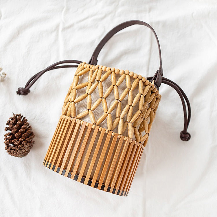 Handgefertigte Bamboo Crossbody Bag – leichte Sommertasche für Alltag & Strand