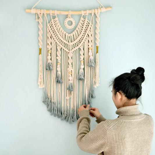 Luna Fringe – Handgewebter Boho-Wandbehang & Statement-Piece
