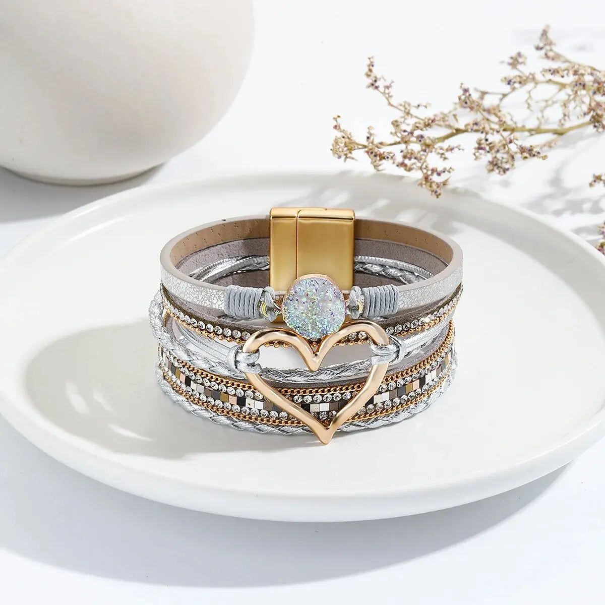 Boho-Lederarmband mit Herz-Charm – Fashion Armband für Damen mit Strass und Resin für Paare