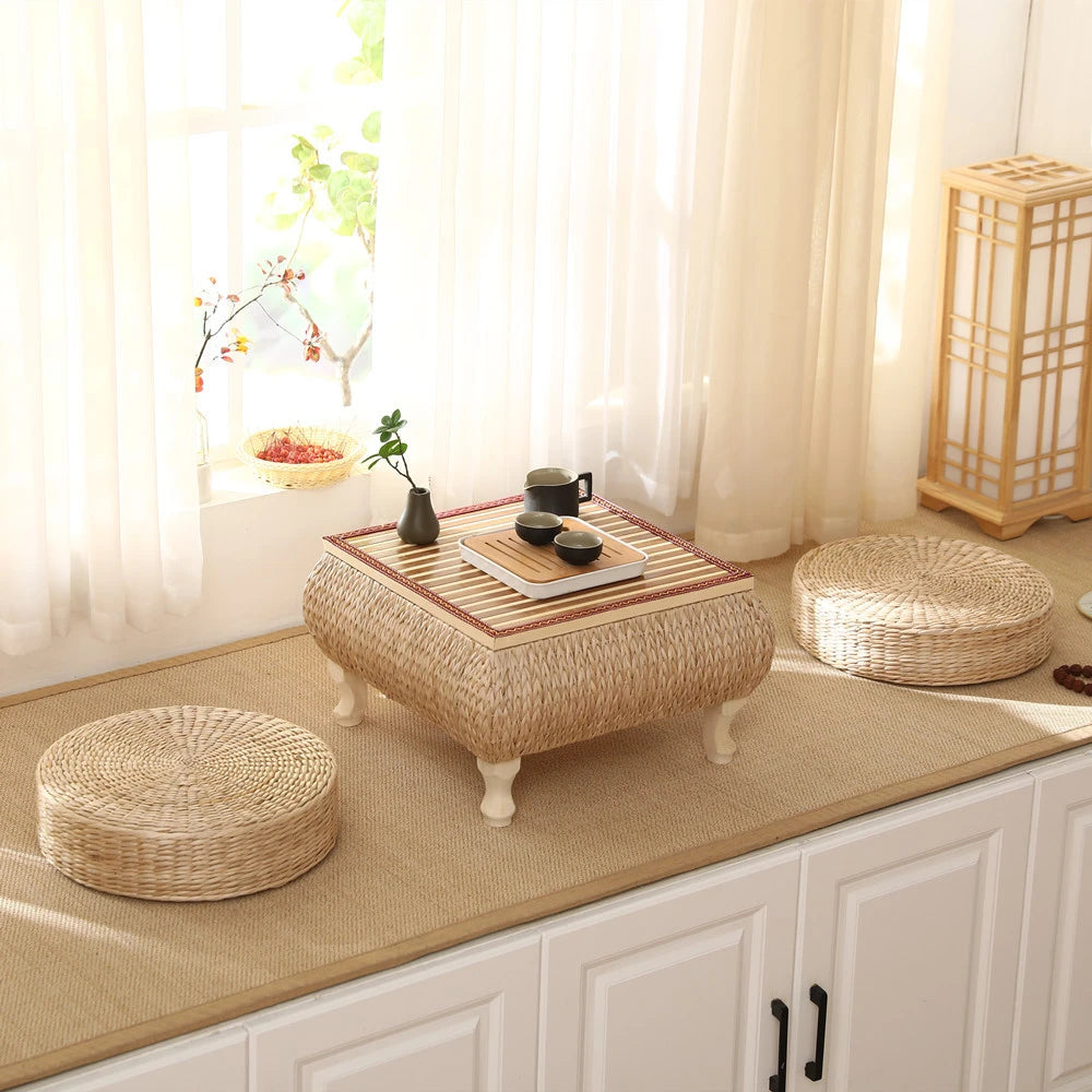 Minimalistischer Rattan-Couchtisch im Japanischen Stil mit Aufbewahrung – Schwebendes Fensterdesign aus Massivholz
