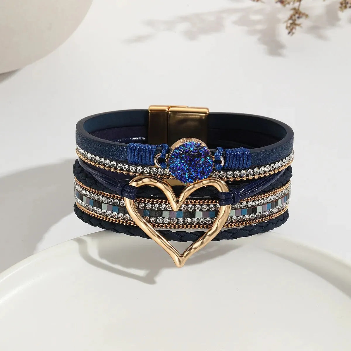 Boho-Lederarmband mit Herz-Charm – Fashion Armband für Damen mit Strass und Resin für Paare