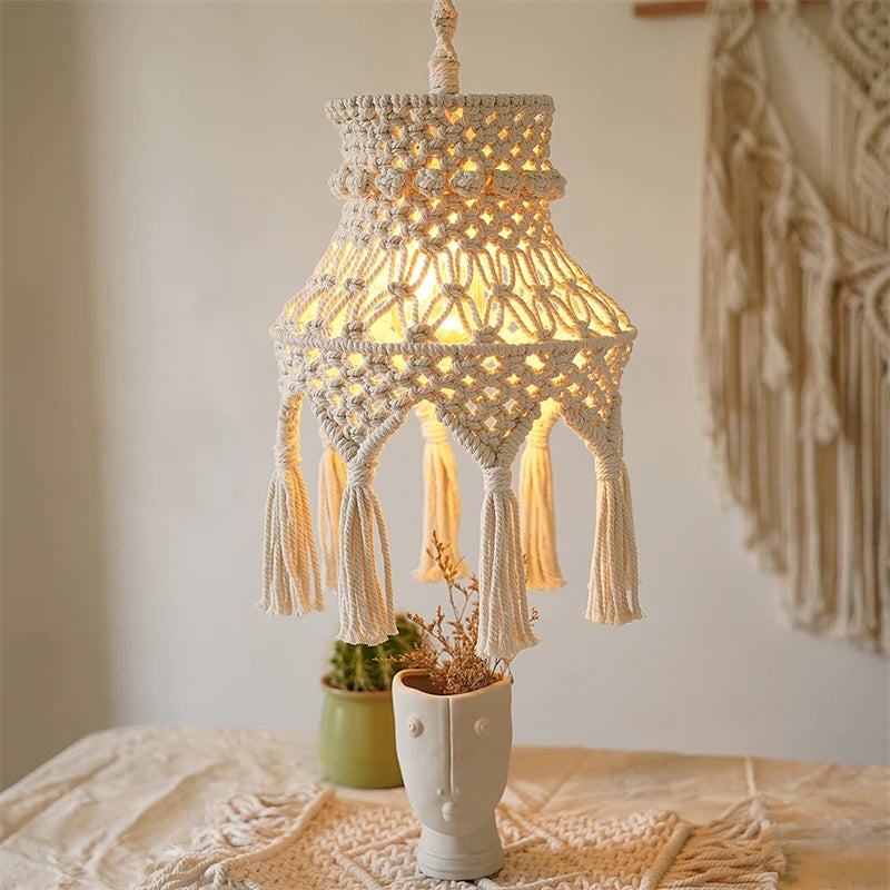 Boho Makramee Lampenschirm – Handgewebter DIY LED Kronleuchter Lampenschirm für Wohnzimmer und Tischlampen