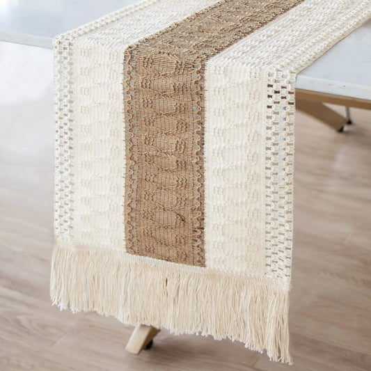 Boho Farmhouse Tischläufer aus Jute und Baumwolle – Woven Crochet Lace für Rustikale und Moderne Dekoration