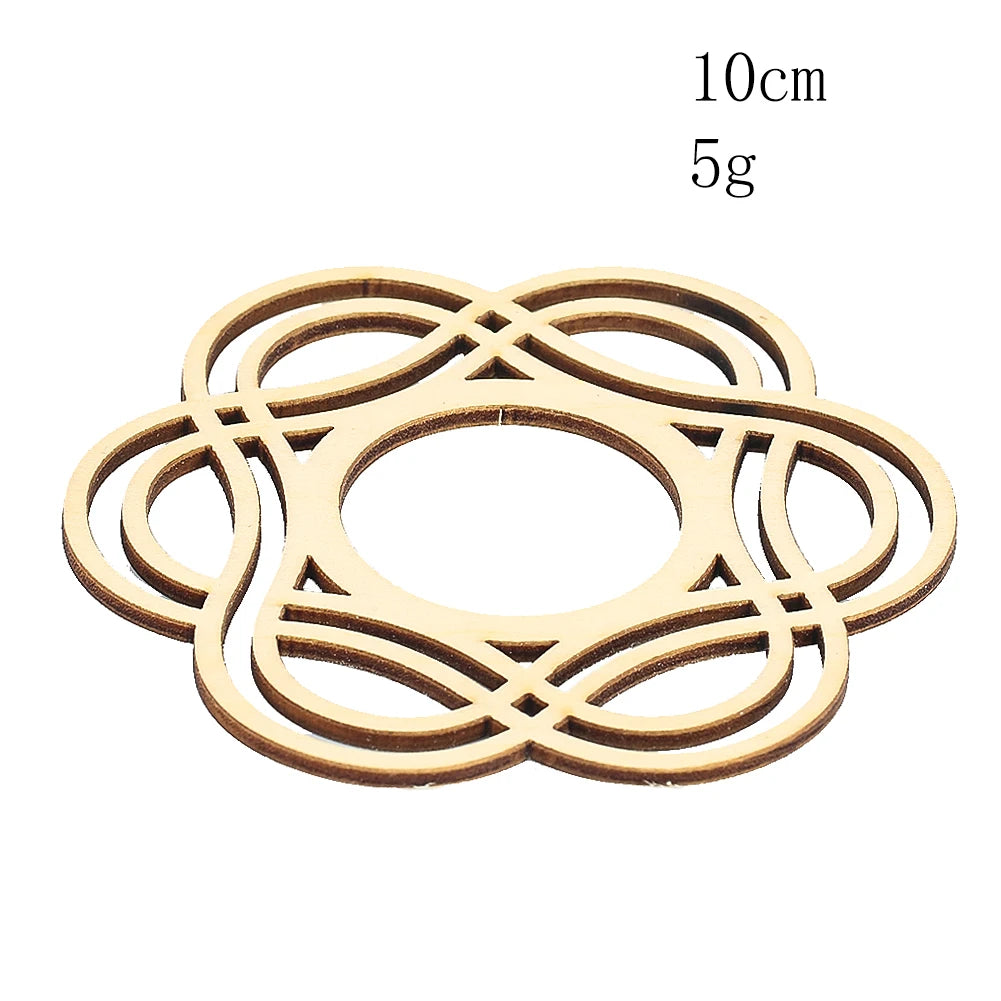 Kreativer Holz-Untersetzer im Cutout-Design – Dekorative Basis für Teekanne, Tisch & Küche im Boho Chic Stil