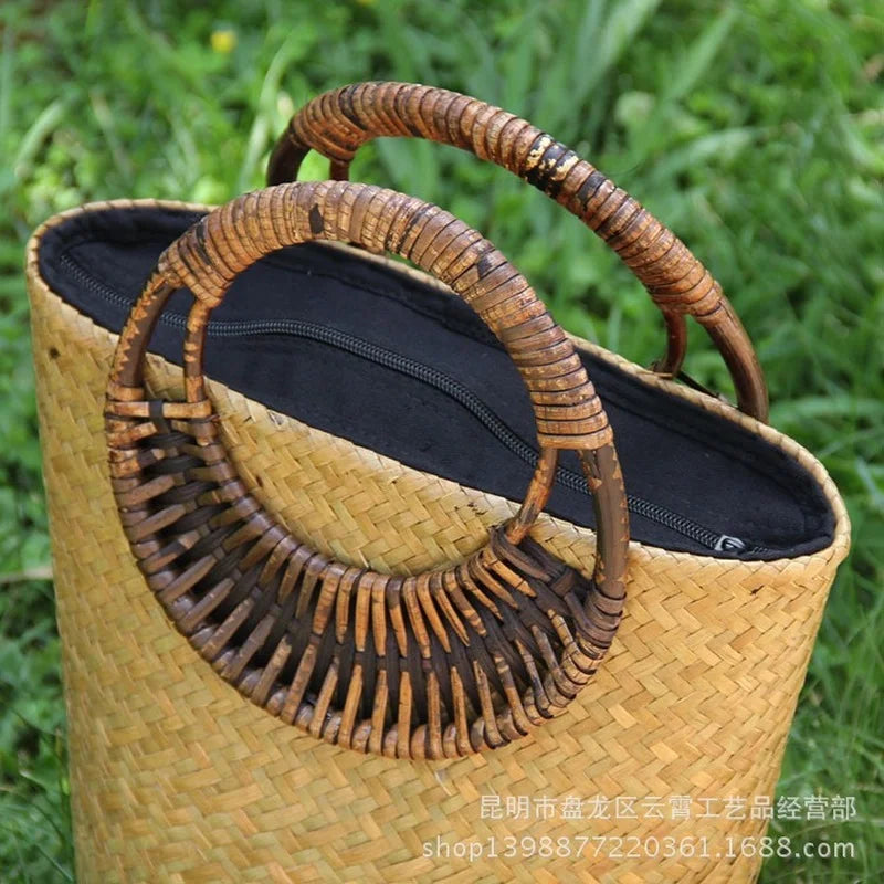 Vintage Rattan Bucket Handtasche – Stilvolle Strohtasche für Jeden Anlass