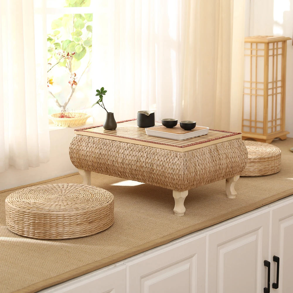 Minimalistischer Rattan-Couchtisch im Japanischen Stil mit Aufbewahrung – Schwebendes Fensterdesign aus Massivholz
