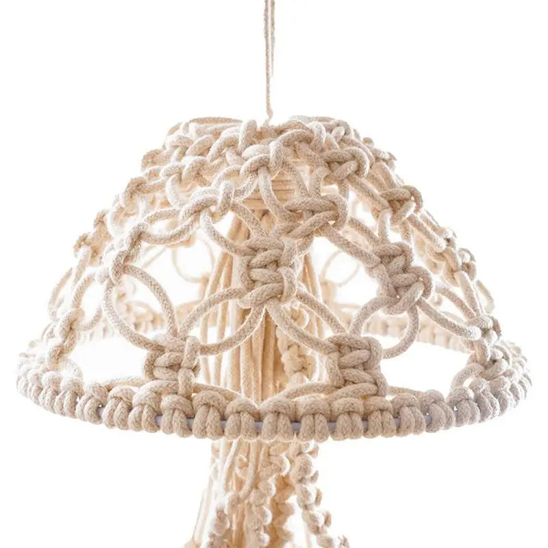 Nordic Macrame Dream Catcher aus Baumwollseil mit Lichterkette – Handgefertigter Wovener Jellyfish Traumfänger für kreative Raumdekoration