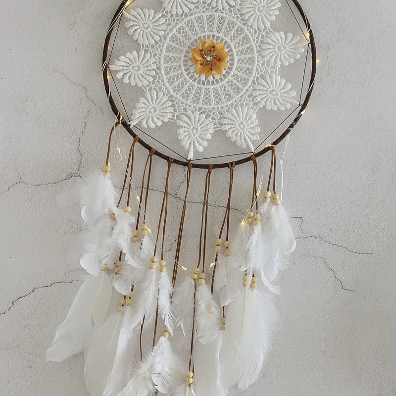 Handgefertigter Nordic Dreamcatcher mit großen Quasten – Weißer Traumfänger für Regenbogen-Raumdekoration, Perfektes Geschenk für Freunde