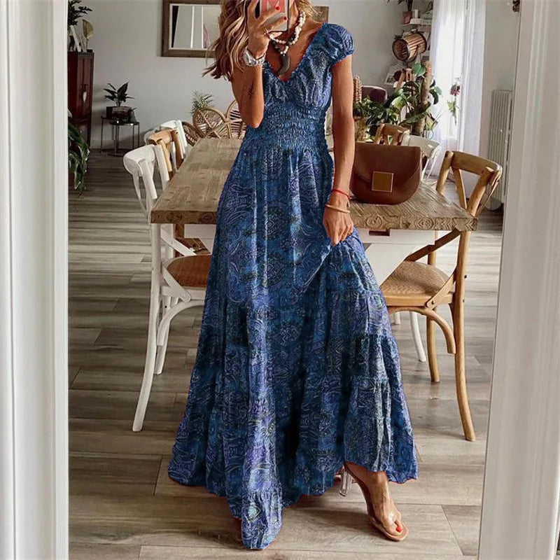 Sommerkleid für Damen im Ethno-Stil mit Blumenmuster, Kurzarm, Tailliertes Kleid mit Petalsärmeln und weitem Saum