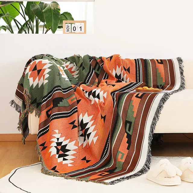 Eleganter Jacquard Plaid Überwurf – Vielseitig einsetzbar als Sofa-, Tisch- oder Picknickdecke