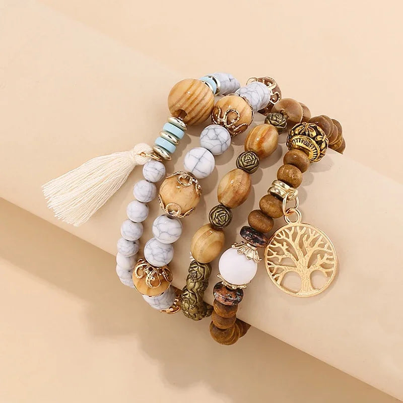 4-teiliges Boho Holz Perlen Armband Set für Frauen – Baum des Lebens mit weißen Fransen Charme, elastischer Kettenbangle, Bohemia Schmuck