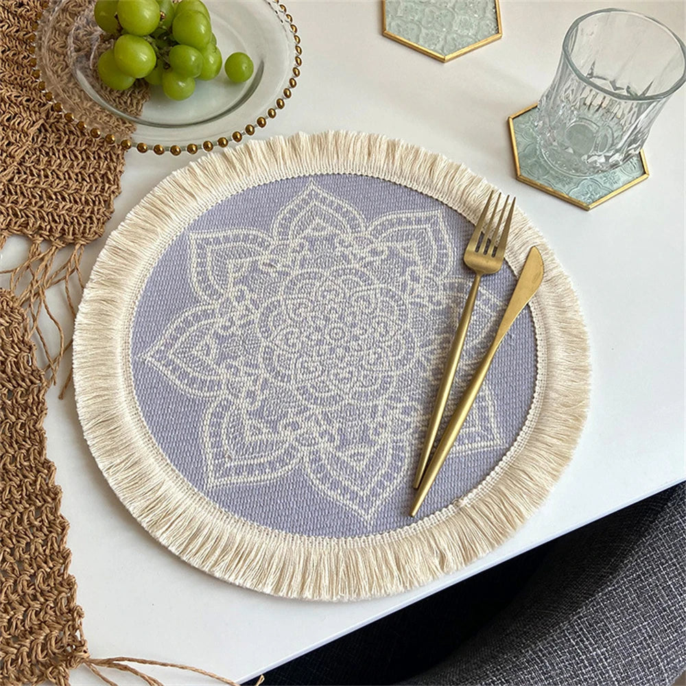 Boho Runde Tischmatte – Handgewebte Leinen-Tassel-Platzmatte mit Stickerei, Rutschfest, Isolierend, für Esszimmer und Küchen Dekoration