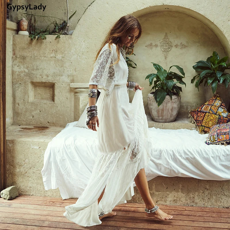 Gypsy Lady Weißes Boho Hippie Maxi Kleid – Vintage Langes Kleid für Damen, Sommerurlaub, Spitzen-Design, Sexy Strandkleid