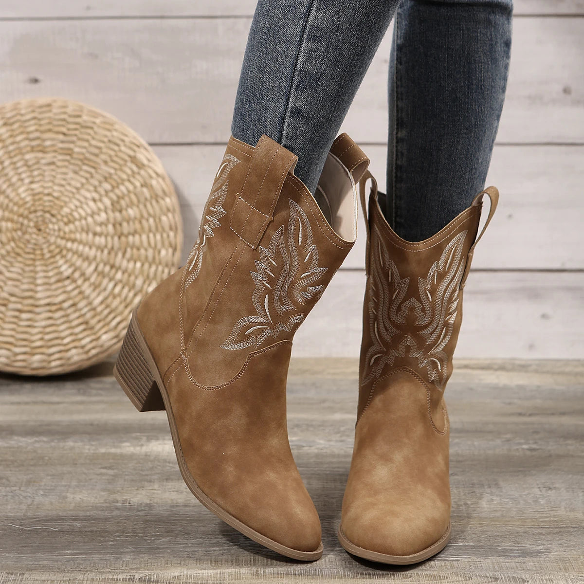 Bestickte Western Cowboy Boots für Frauen – Herbstmode mit Spitzem Zeh, Dickem Absatz und Hohem Schaft