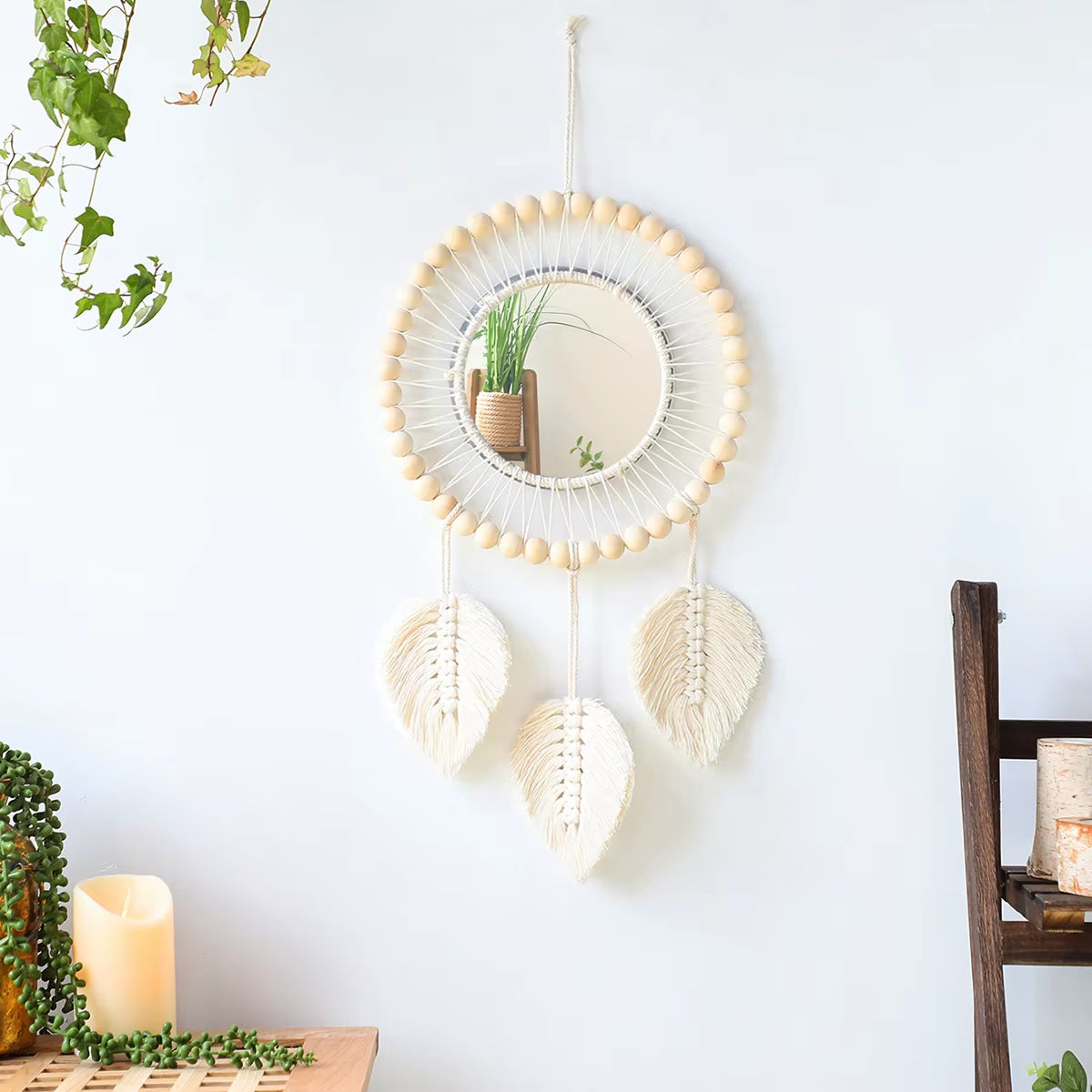 Handgefertigter Boho Wandspiegel – Macrame Weißes Blatt Design für Dein Zuhause